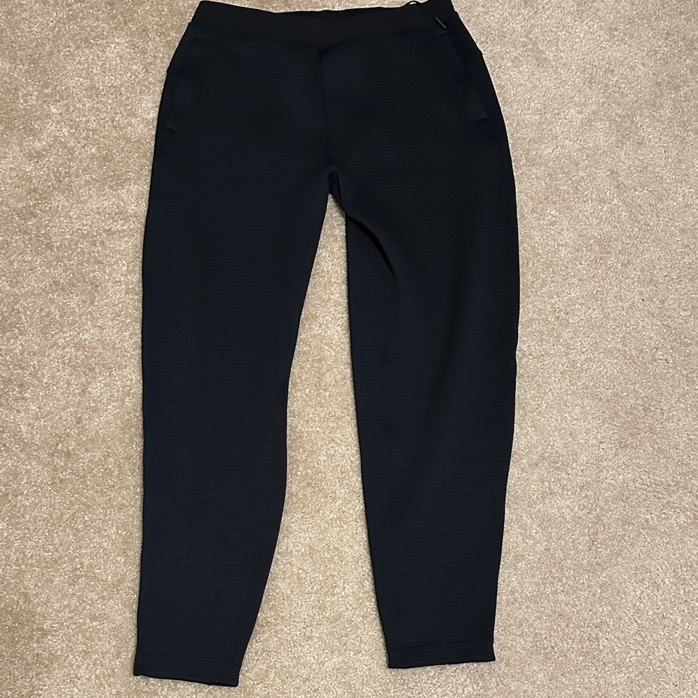 Men’s Lululemon Black Textured Pants-L